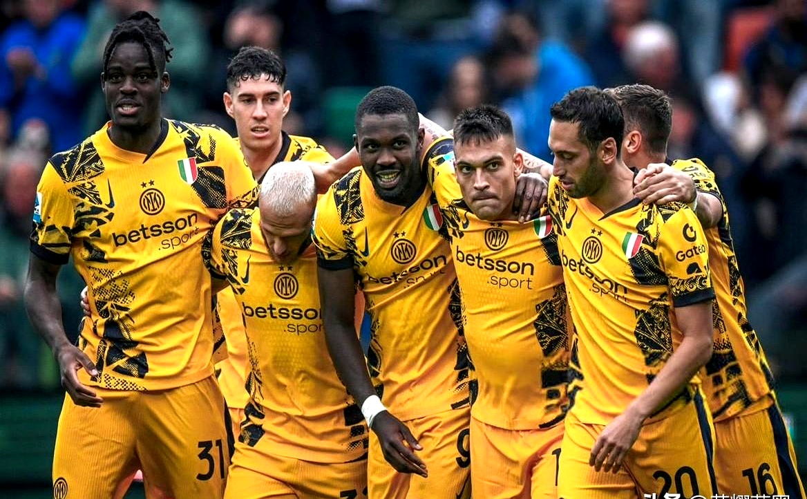 星空体育官网赛地聚焦——欧篮联清晨热度飙升，国际米兰伤情更新，赛场秩序良好，团队化学反应显著的简单介绍