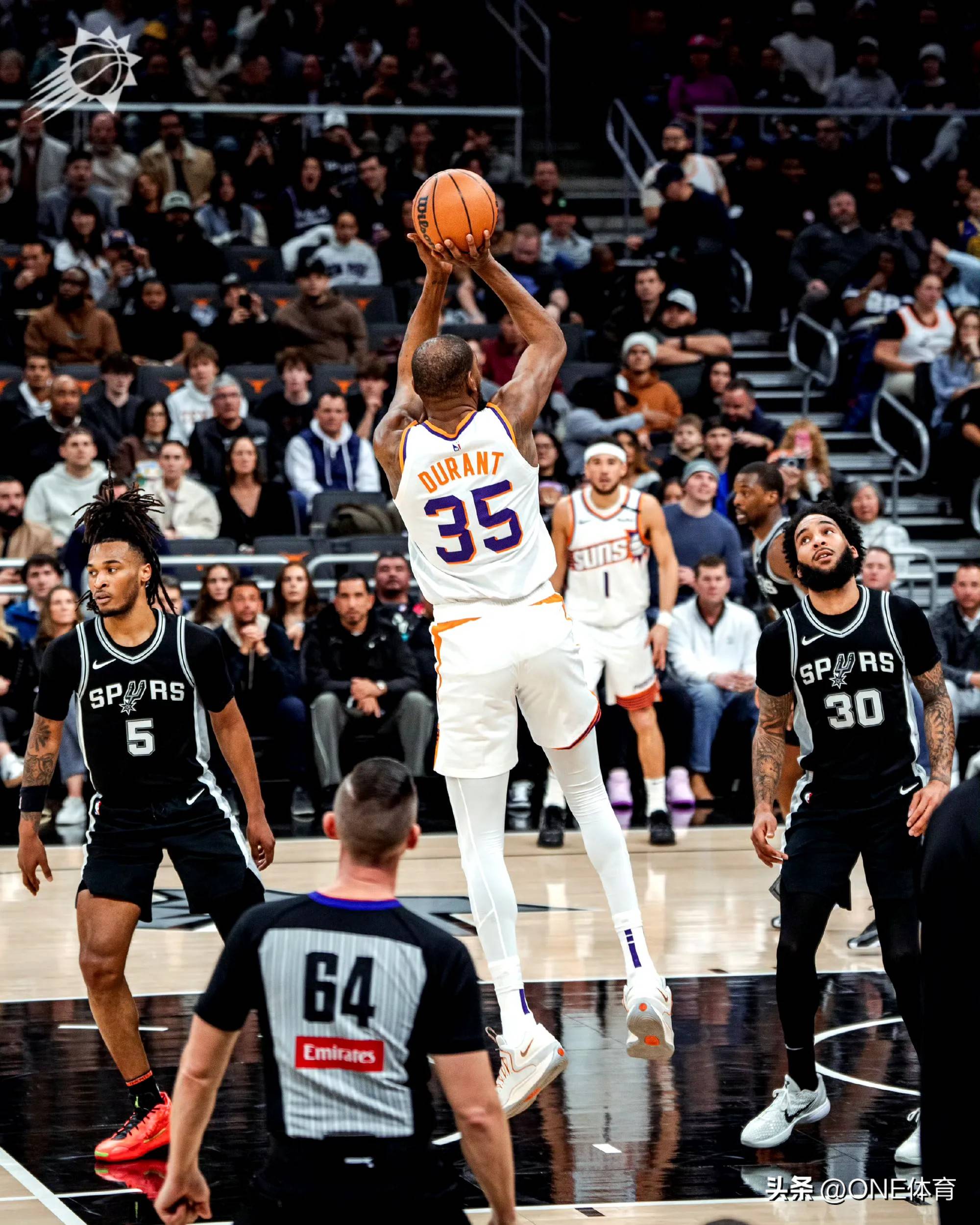 包含CBA常规赛倒计时，菲尼克斯太阳转会期造点机会，细节引发关注，球迷炸锅，年轻球员得到机会的词条