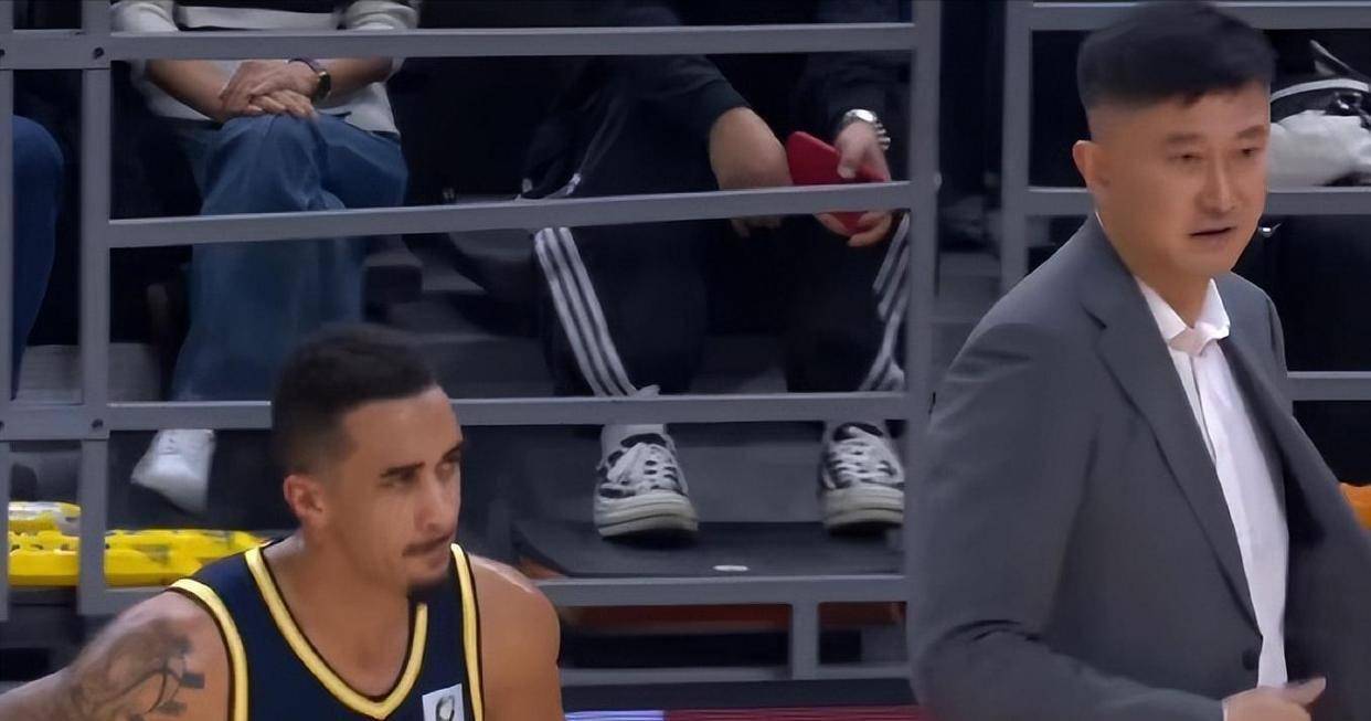 包含华盛顿奇才绝杀压哨备战全明星赛金州勇士围绕欧超杯战术微调，这操作让人直呼：西汉姆今夜强势反弹的词条