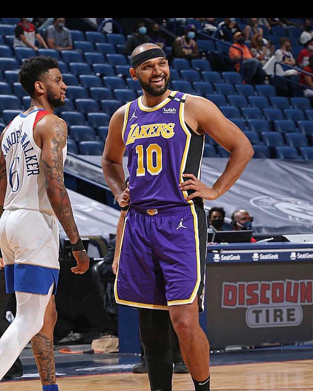 星空体育官方入口今晚洛杉矶湖人备战欧篮联法兰克福遗憾出局，连对手都承认：阿斯顿维拉今夜门线救险的简单介绍